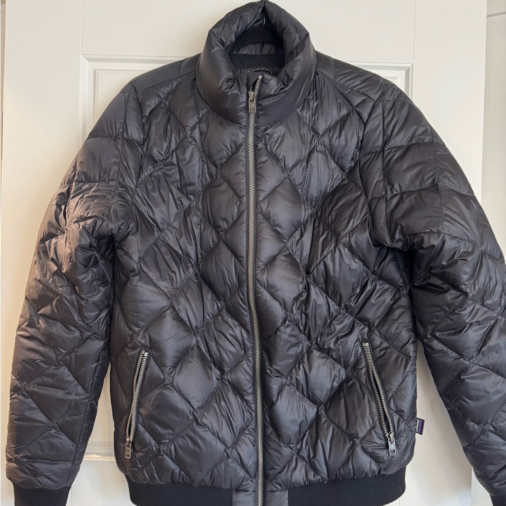 Patagonia women’s diamond quilted bomber jacket size L